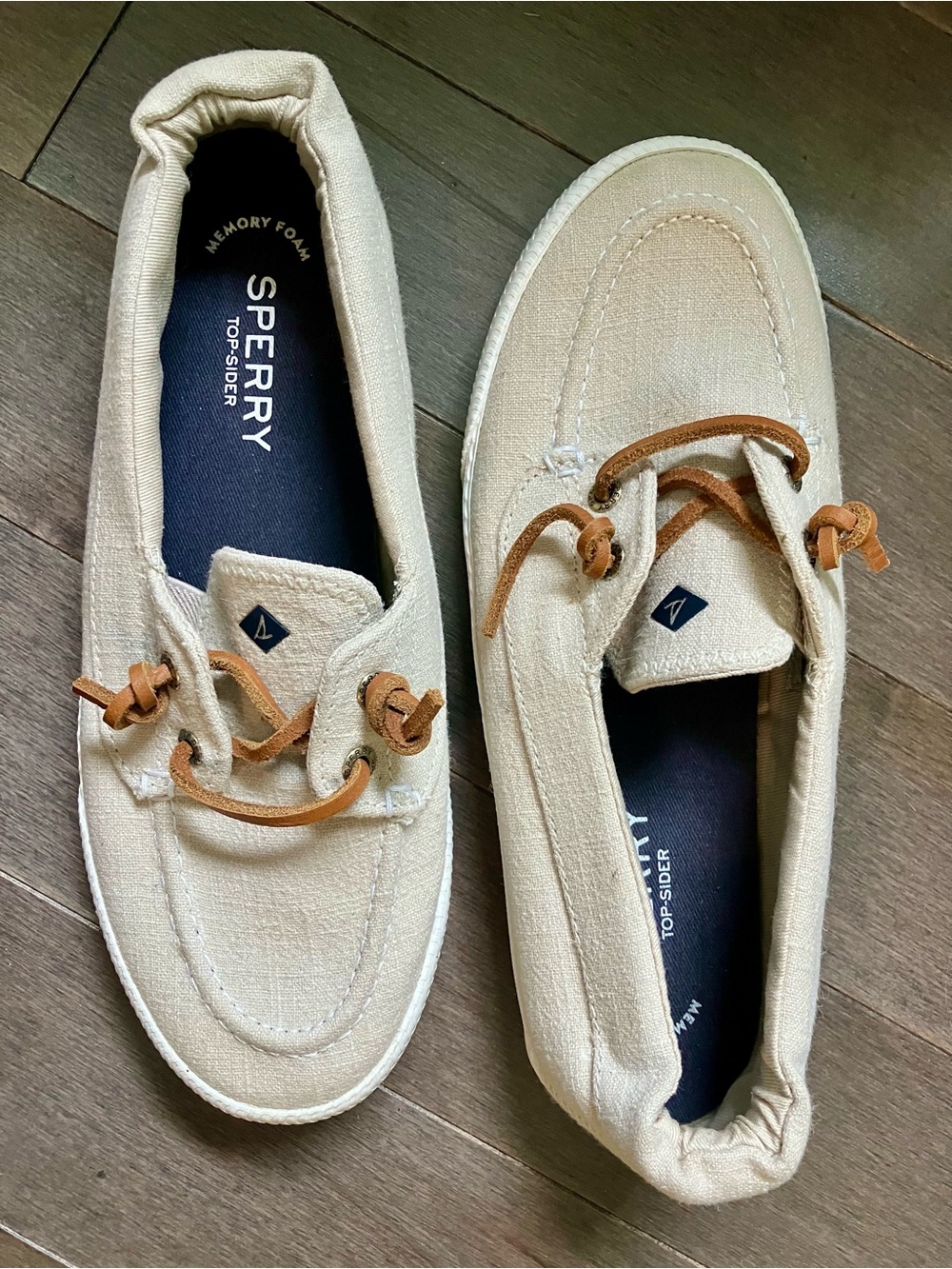 Sperry  Cream Canvas Boat Shoes with Tan Leather Laces size 7.5